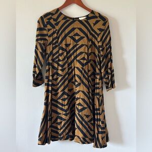 5/$20🎉 H&M Tribal Geometric Print Midi Swing Dress Size 12